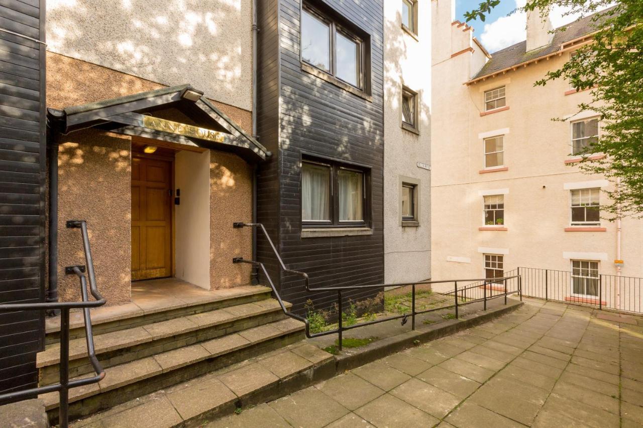 Joivy Chic Apartment In The Heart Of The Royal Mile Edimburgo Esterno foto
